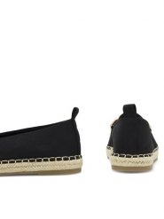 DeeZee Espadryle WSS21182-01 Czarny. Czarne espadryle damskie DeeZee, bez wzorów, z materiału, bez obcasa, bez zapięcia. Za 89.99 zł.