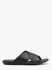 Czarne klapki męskie ze skóry licowej ARTUS. Czarne klapki męskie Ryłko, z materiału, eleganckie. W wyprzedaży za 229.99 zł.