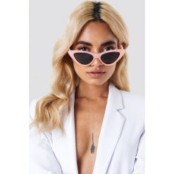 NA-KD Accessories Okulary przeciwsłoneczne Pointy Cat Eye - Pink. Różowe okulary przeciwsłoneczne damskie NA-KD Accessories. Za 60.95 zł.