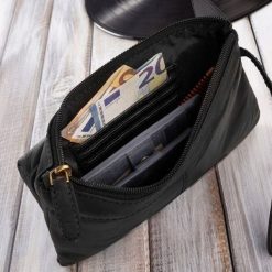 Paolo Peruzzi Saszetka męska skórzana do ręki vintage T-90-HBL. Saszetki męskie Paolo Peruzzi, vintage. Za 155.19 zł.