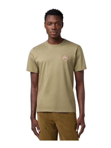 MESKA KOSZULKA WRANGLER SMALL GRAPHIC TEE ALOE 112371473. T-shirty męskie Wrangler, m, bez wzorów, bez kołnierzyka. Za 79.99 zł.