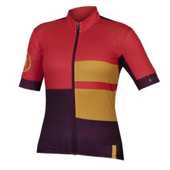 Damski kostium kąpielowy z nadrukiem Endura FS260. Czerwone koszulki sportowe damskie ENDURA, bez wzorów, rowerowe. Za 369.20 zł.