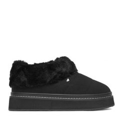 Śniegowce Roxy. Czarne śniegowce i trapery damskie Roxy. Za 229.99 zł.