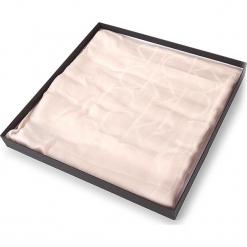 Chusta CALVIN KLEIN - Tina Sp Scarf Giftpack K60K603961 619. Brązowe szaliki i chusty damskie Calvin Klein, z materiału. W wyprzedaży za 229.00 zł.