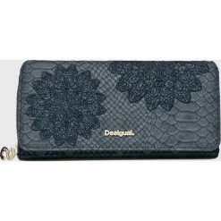 Desigual - Portfel. Szare portfele damskie Desigual, z materiału. W wyprzedaży za 179.90 zł.