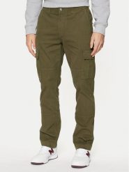 Guess Spodnie materiałowe M4BB39 WGC21 Zielony Regular Fit. Zielone spodnie materiałowe męskie Guess, m, z aplikacjami, z bawełny. Za 249.99 zł.