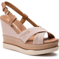 Espadryle WRANGLER - Sunny Kelly WL91632A Rose 080. Brązowe klapki damskie Wrangler, bez wzorów, z materiału, bez obcasa, na obcasie. W wyprzedaży za 199.00 zł.