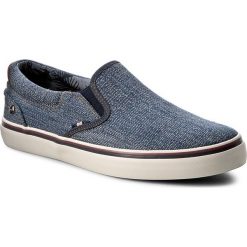 Tenisówki WRANGLER - Legend Slip On WF08310AN Washed Blue Denim 244. Niebieskie trampki męskie Wrangler, z denimu. W wyprzedaży za 169.00 zł.