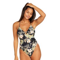 Strój kąpielowy jednoczęściowy Volcom For The Tide. Czarne kostiumy jednoczęściowe damskie Volcom, xs, bez wzorów, sportowe. W wyprzedaży za 352.55 zł.