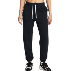 Spodnie damskie Under Armour Rival Terry Jogger. Czarne obuwie sportowe damskie Under Armour, xl, bez wzorów, na fitness i siłownię. Za 176.00 zł.