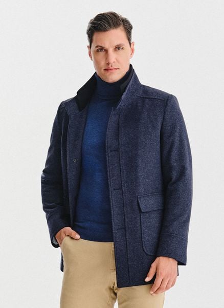 PAKO LORENTE – Granatowy płaszcz męski. Niebieskie płaszcze męskie Pako Lorente, na jesień, m, bez wzorów, z poliesteru, bez kaptura. Za 999.99 zł.