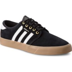 Buty adidas - Seeley B27789 Cblack/Ftwwht/Goldmt. Półbuty damskie marki Adidas. W wyprzedaży za 209.00 zł.