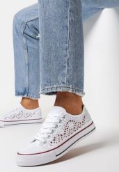 Białe Ażurowe Trampki z Cholewką Przed Kostkę Iilira. Białe trampki i tenisówki damskie Born2be, z aplikacjami, boho, przed kostkę, bez zapięcia. Za 59.99 zł.
