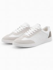 Casualowe męskie buty sneakersy OLDSCHOOL – białe V3. Białe buty sportowe męskie Ombre Clothing, z gumy, bez zapięcia. W wyprzedaży za 79.99 zł.