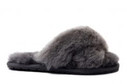 EMU AUSTRALIA W11573 MAYBERRY charcoal, kapcie damskie. Szare kapcie damskie Emu Australia, bez wzorów, ze skóry. Za 299.90 zł.