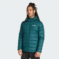 Kurtka z kapturem Terrex Multi Light Down CLIMAWARM. Zielone kurtki sportowe męskie Adidas, xs, bez wzorów, z puchu, trekkingowe, climawarm (adidas). Za 649.00 zł.