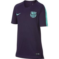 Nike Koszulka piłkarska Breathe FC Barcelona Squad granatowa r. S (894392 525). T-shirty i topy dla dziewczynek marki Nike. Za 129.62 zł.