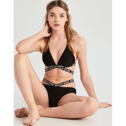 Dwuczęściowy strój kąpielowy z napisami - Czarny. Bikini damskie marki Sinsay. Za 49.99 zł.