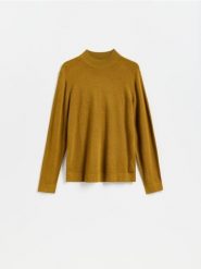 Gładki sweter z półgolfem - musztardowy. Swetry przez głowę męskie Reserved, l, bez wzorów, z dzianiny, bez kołnierzyka. Za 129.99 zł.