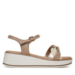 Sandały Lasocki. Brązowe sandały damskie Lasocki, bez wzorów, bez obcasa, na koturnie, bez zapięcia. Za 169.99 zł.
