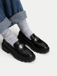 Guess Jeans Loafersy CEO-WS5389S-4 Czarny. Czarne mokasyny damskie Guess Jeans, z jeansu. Za 249.99 zł.