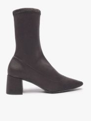 Szare elastyczne botki nad kostkę. Szare botki damskie Ryłko, z tkaniny, eleganckie, bez obcasa, na obcasie, bez zapięcia. Za 429.99 zł.