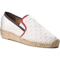 Espadryle TOMMY HILFIGER - Corporate Slip On Espadrille FW0FW02263 RWB 020. Espadryle damskie marki Tommy Hilfiger. W wyprzedaży za 199.00 zł.