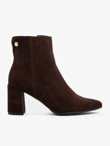 Bordowe botki na szpilce. Czerwone botki damskie Brawo sp. z o.o., ze skóry, biznesowe, za kostkę, bez obcasa, na obcasie, bez zapięcia. Za 499.99 zł.