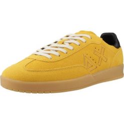 Buty SUN68 CALIFORNIA SUN SUEDE Żółty. Żółte trekkingi męskie SUN68. Za 382.99 zł.
