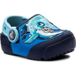 Klapki CROCS - Funlab Lights 204133 Shark/Navy. Sandały chłopięce marki Crocs. W wyprzedaży za 159.00 zł.