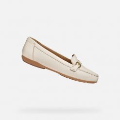 Damskie mokasyny Geox Annytah Moc. Brązowe mokasyny damskie Geox, ze skóry, eleganckie. Za 455.00 zł.