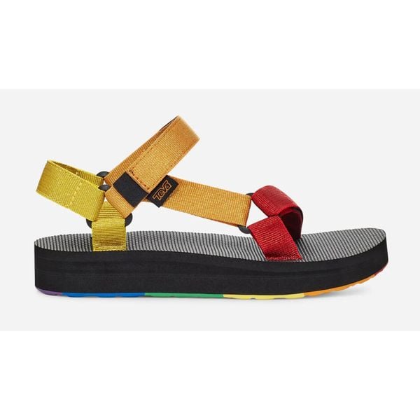 Sandały damskie Teva Universal Pride. Sandały damskie Teva, bez wzorów, z gumy, bez obcasa, na platformie, bez zapięcia. Za 299.00 zł.