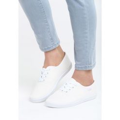 Białe Tenisówki This Place. Trampki i tenisówki damskie marki bonprix. Za 29.99 zł.