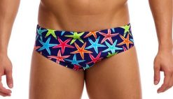 Kąpielówki męskie Funky Trunks Starry Night - slipy. Brązowe kąpielówki męskie FUNKY TRUNKS, m, bez wzorów, z elastanu, do pływania. Za 139.00 zł.