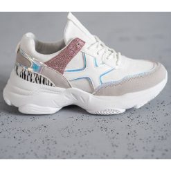 SHELOVET białe Modne Buty Sportowe. Białe obuwie sportowe damskie SHELOVET, bez wzorów. W wyprzedaży za 119.00 zł.