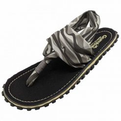 Sandały Gumbies Slingback GU-SASLI001 czarne. Czarne sandały damskie bez wzorów, z gumy, bez obcasa, bez zapięcia. Za 289.26 zł.