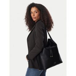 Torebka Armani Exchange. Czarne torebki do ręki damskie Armani Exchange, bez wzorów, klasyczne, bez dodatków. Za 679.99 zł.