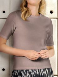 Koszulka - beżowy. Brązowe t-shirty damskie Sinsay, l, bez wzorów, z materiału, bez kołnierzyka. W wyprzedaży za 9.99 zł.