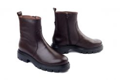 Wonders A-4305 testa, botki damskie. Brązowe botki damskie Wonders, ze skóry, bez obcasa, bez zapięcia. Za 729.90 zł.