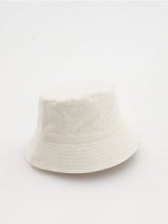 Kapelusz bucket - kremowy. Białe czapki i kapelusze damskie Reserved, bez wzorów. Za 69.99 zł.