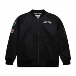 Kurtka uniwersalna męska Mitchell & Ness San Antonio Spurs. Czarne kurtki męskie Mitchell & Ness, m, bez wzorów, z syntetyku, do koszykówki. Za 932.00 zł.