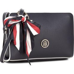 Torebka TOMMY HILFIGER - Charming Tommy Crossover AW0AW05126 413. Torebki do ręki damskie marki Tommy Hilfiger. Za 549.00 zł.