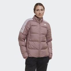 Essentials Midweight Down Jacket. Fioletowe kurtki damskie Adidas, xs, bez wzorów, z puchu, bez kaptura. W wyprzedaży za 368.05 zł.