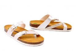 DR. BRINKMANN 700898-82 gold, klapki damskie. Żółte klapki damskie Dr. Brinkmann, bez wzorów, bez obcasa. Za 194.90 zł.