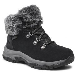 Trzewiki Skechers. Czarne botki damskie Skechers, bez obcasa, na płaskiej podeszwie, bez zapięcia. Za 279.99 zł.