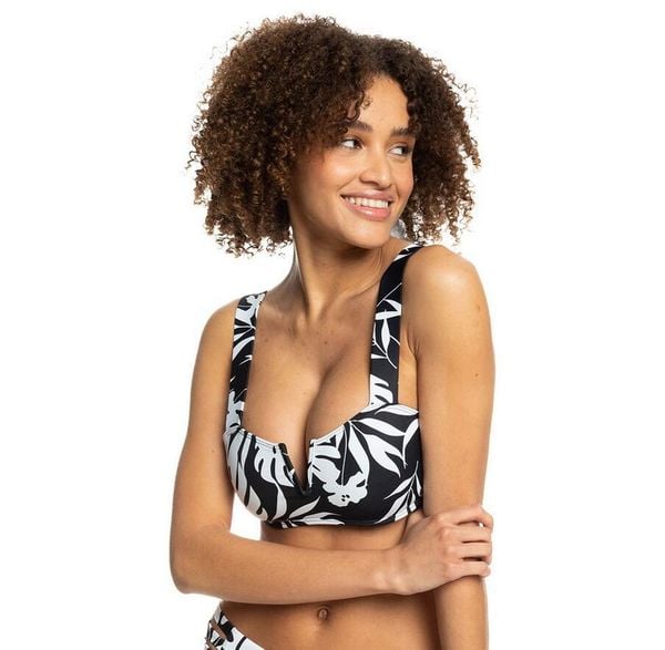 Góra od bikini Roxy Pt Love. Czarne bikini damskie Roxy, l, bez wzorów. Za 80.99 zł.