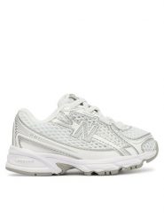New Balance Sneakersy IZ740WM Biały. Białe buty sportowe chłopięce New Balance, bez wzorów, z materiału, bez zapięcia. Za 269.99 zł.