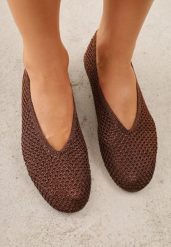 Brązowe Balerinki VICES z Plecioną Cholewką Mahala. Brązowe baleriny damskie Renee, bez wzorów, boho, bez obcasa. Za 99.99 zł.