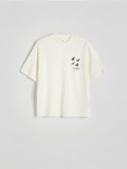 Bawełniany t-shirt regular - złamana biel. T-shirty męskie Reserved, l, bez wzorów, z bawełny, bez kołnierzyka. W wyprzedaży za 39.99 zł.