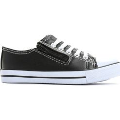 Czarne Trampki Jump and Dance. Buty sportowe chłopięce marki Born2be. Za 19.99 zł.